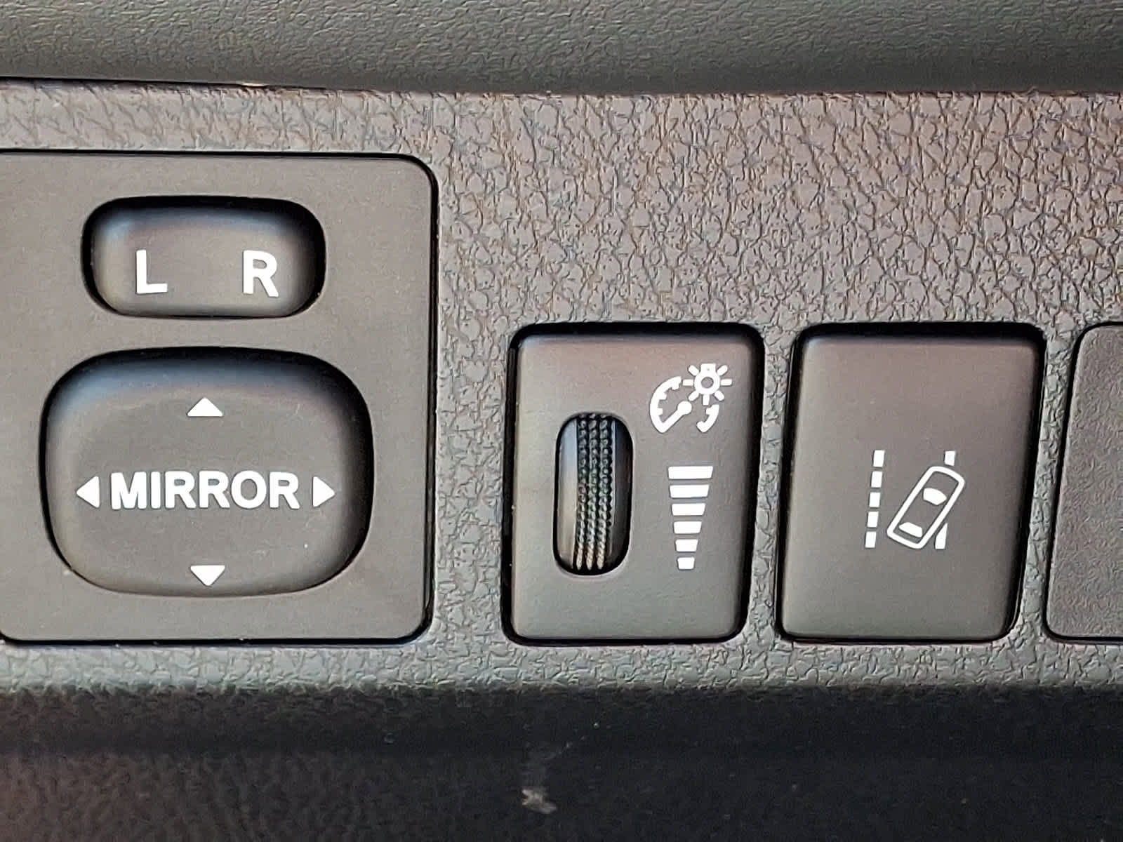 Certified 2017 Toyota RAV4 XLE AWD/4WD image 27