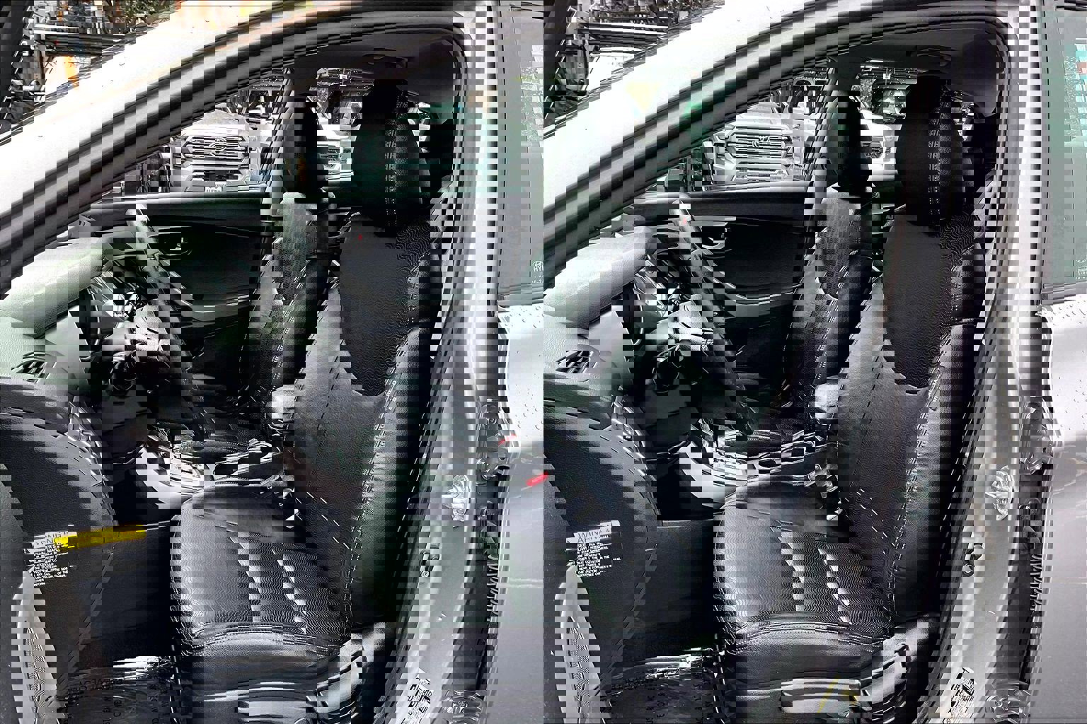 Used 2012 Hyundai Elantra Limited w/ Technology Pkg 5 image 24