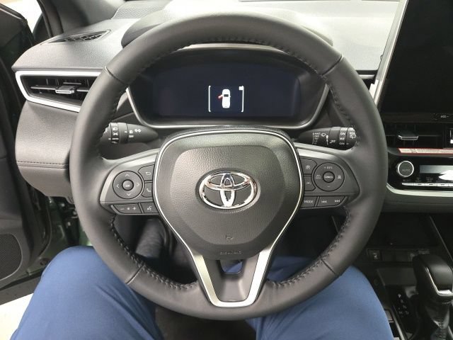 New 2026 Toyota Corolla Cross XLE w/ Convenience Package FWD image 32