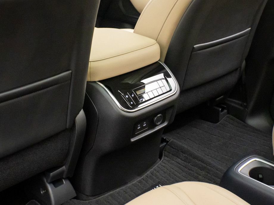 New 2026 INFINITI QX80 Pure w/ Cargo Package image 16