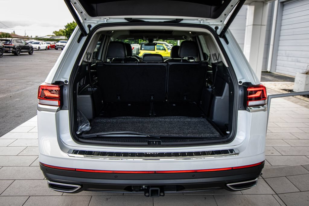 Certified 2026 Volkswagen Atlas SE w/ Panoramic Sunroof Package FWD image 16