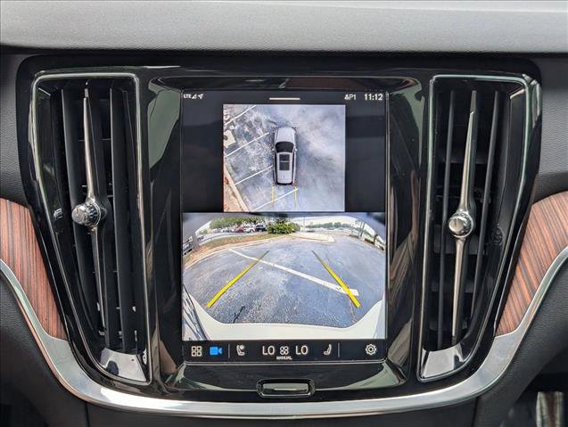 Used 2025 Volvo V60 B5 Cross Country Plus image 14