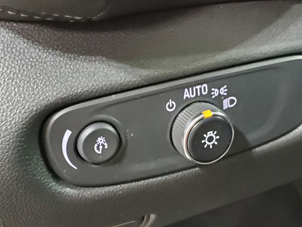 Used 2024 Chevrolet Blazer LT w/ Convenience Package FWD image 29