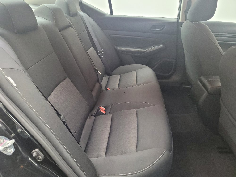 Used 2024 Nissan Altima 2.5 SV image 19