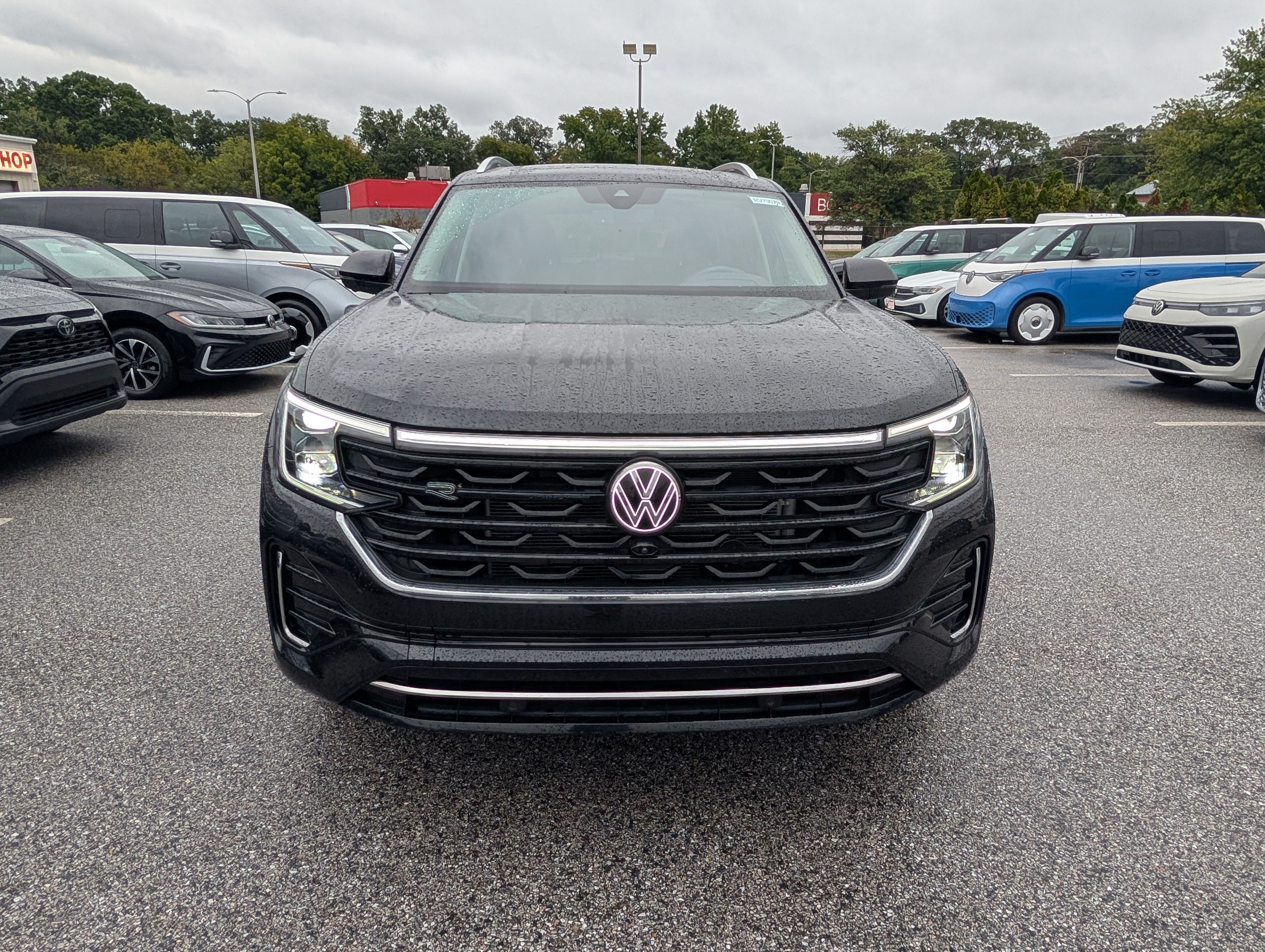 Used 2026 Volkswagen Atlas SEL Premium R-Line AWD/4WD image 8