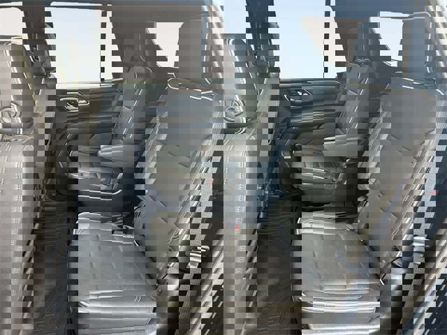 Used 2021 Chevrolet Tahoe Premier w/ Premium Package image 13