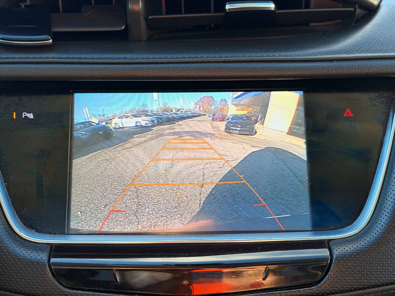 Used 2017 Cadillac XT5 Luxury image 21