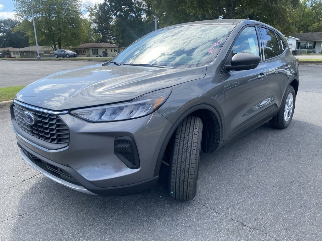 New 2026 Ford Escape Active image 3