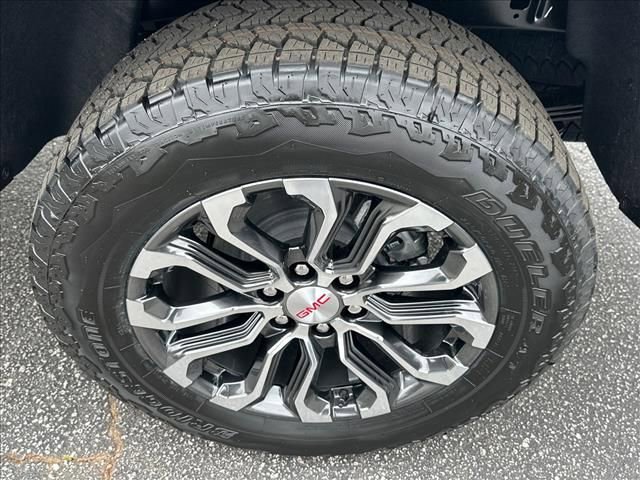 New 2026 GMC Canyon Denali AWD/4WD image 16