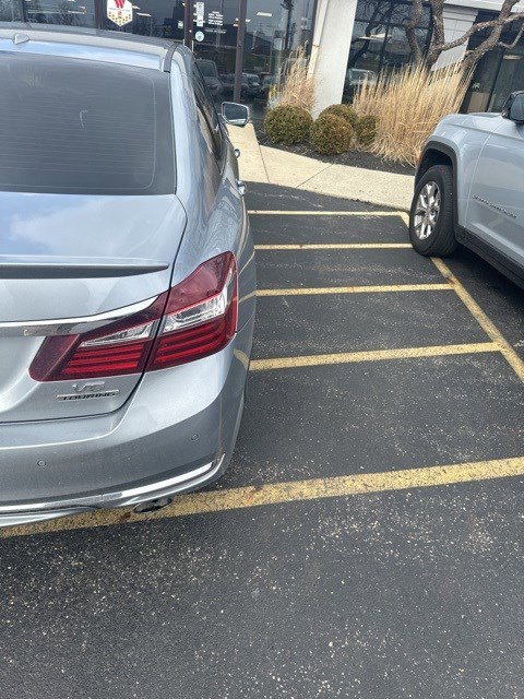 Used 2017 Honda Accord Touring image 12