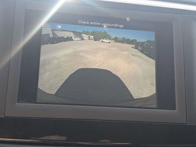 Used 2021 Chrysler Voyager LX image 25