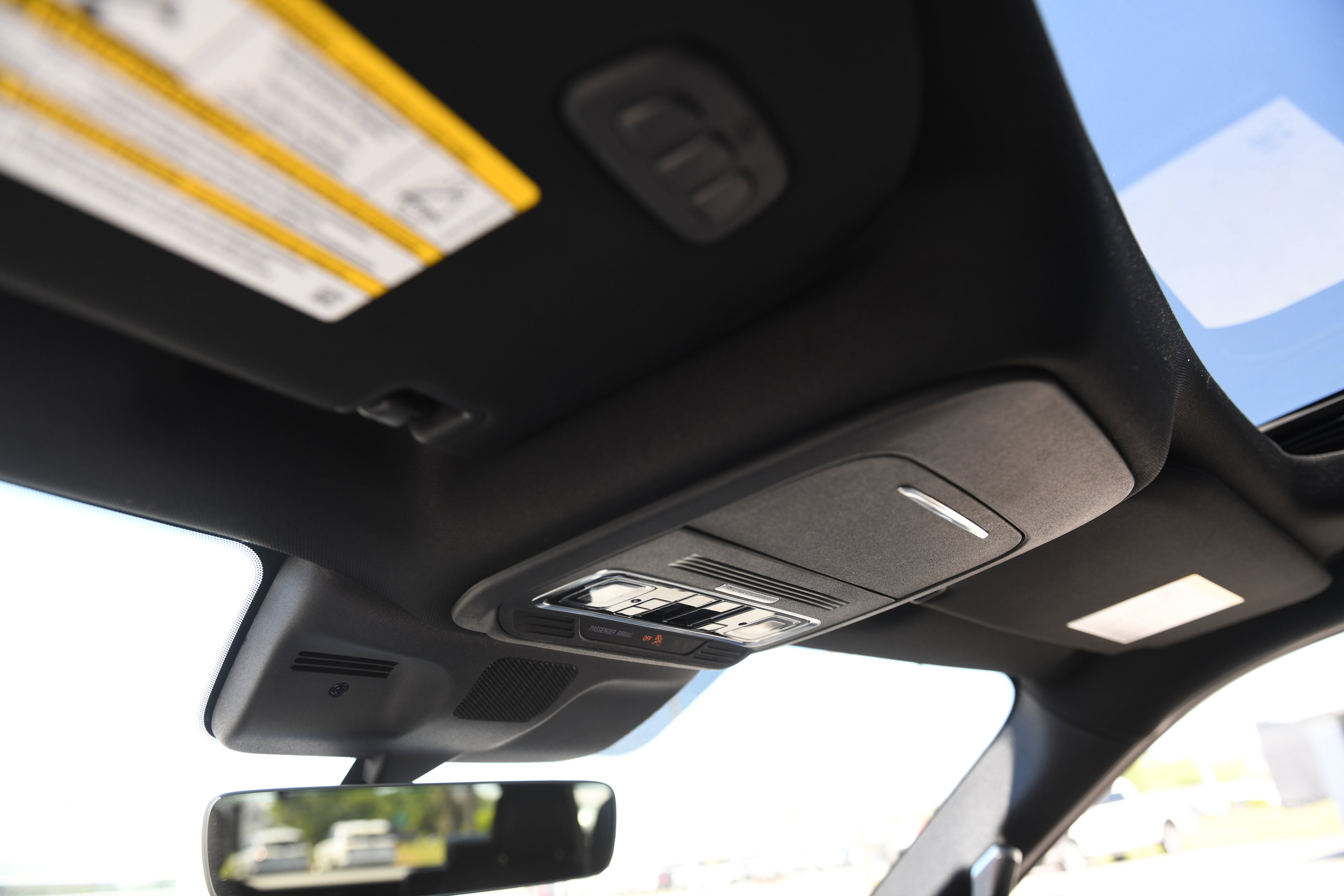 Used 2025 Lincoln Navigator Reserve w/ Jet Appearance Package image 35