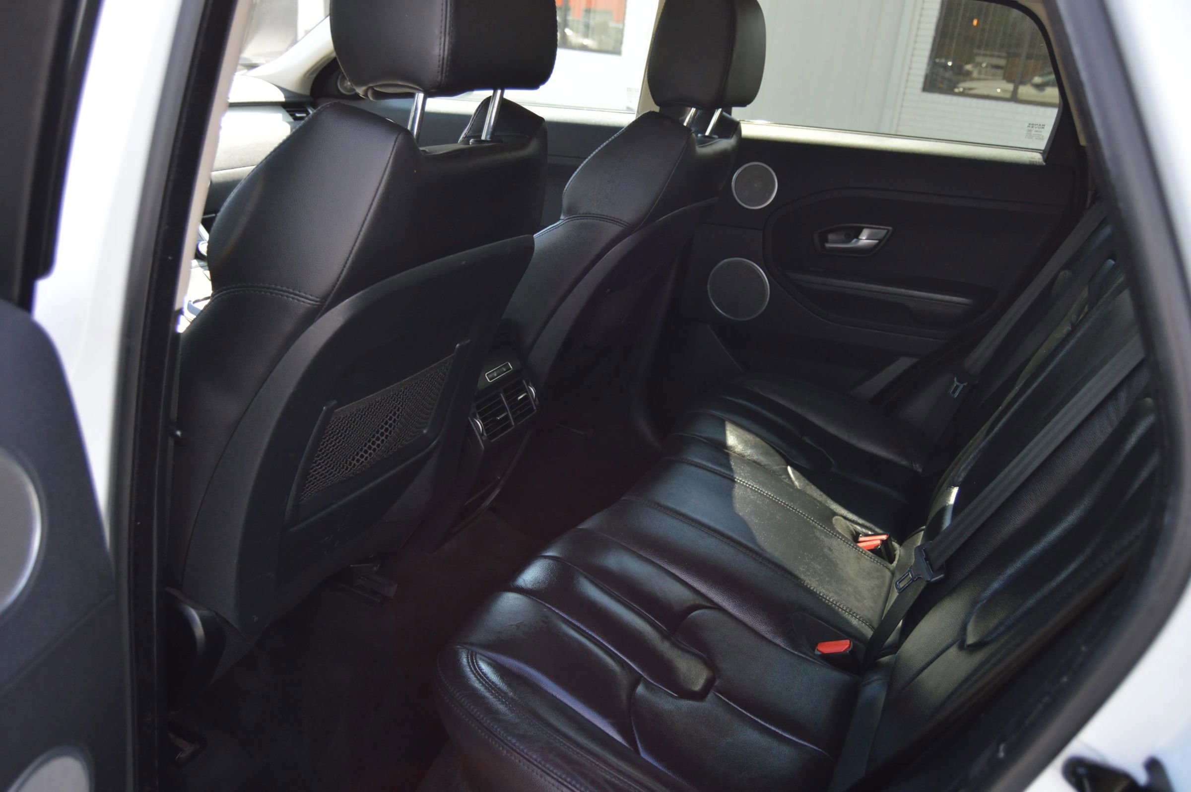 Used 2015 Land Rover Range Rover Evoque Pure Plus AWD/4WD image 16