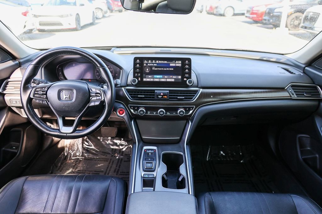 Used 2019 Honda Accord Touring image 7