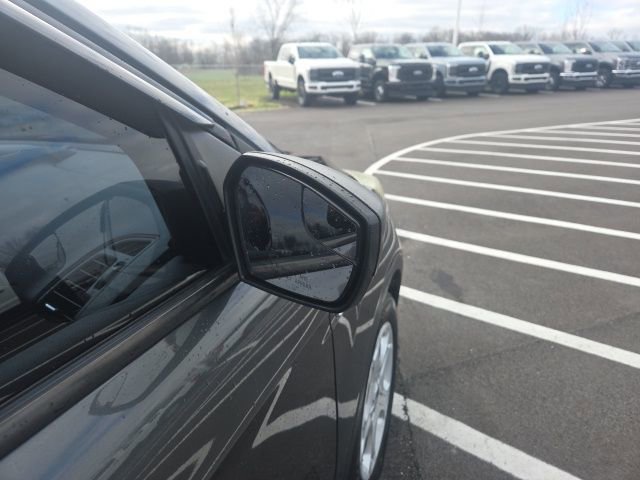 Used 2017 Ford Escape S image 6