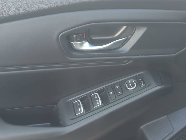 Used 2023 Honda Accord EX image 13
