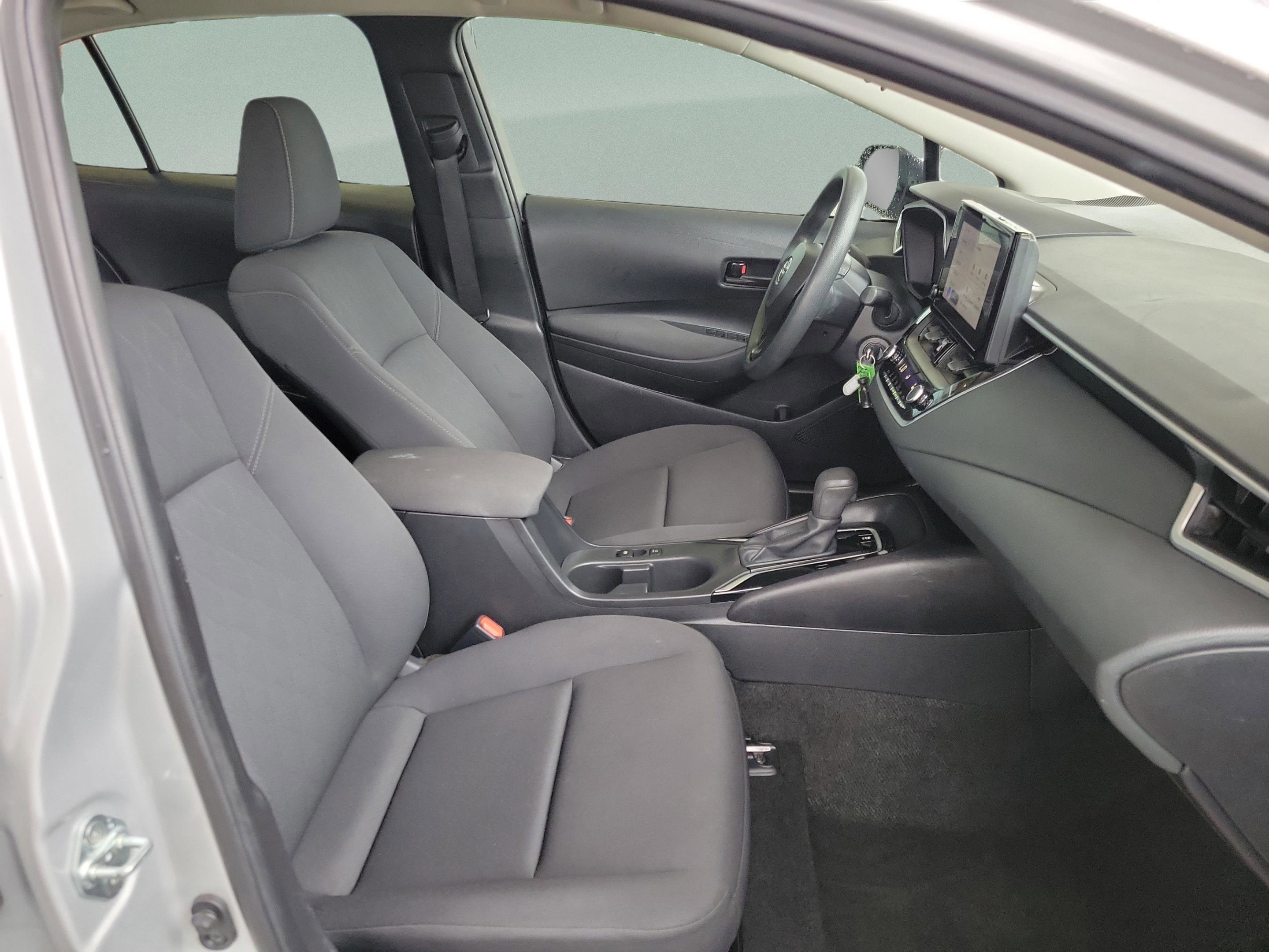 Used 2024 Toyota Corolla LE image 8