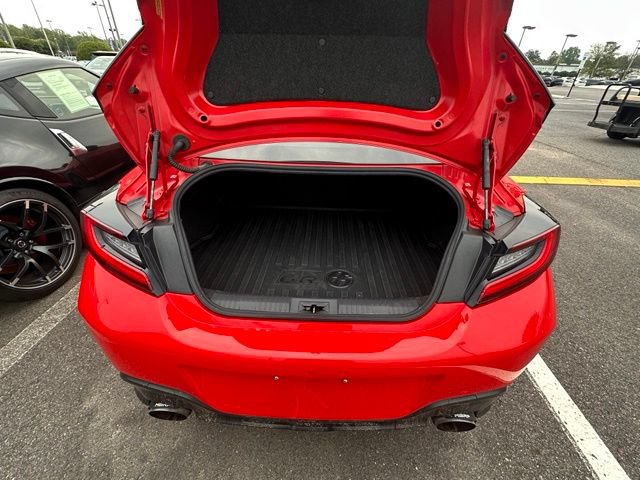 Used 2022 Toyota GR86 Premium w/ ALL Weather Mat Package (TMS) RWD image 13