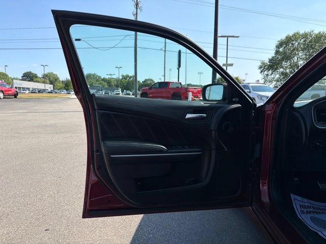 Used 2019 Dodge Charger Scat Pack w/ Plus Group RWD image 13