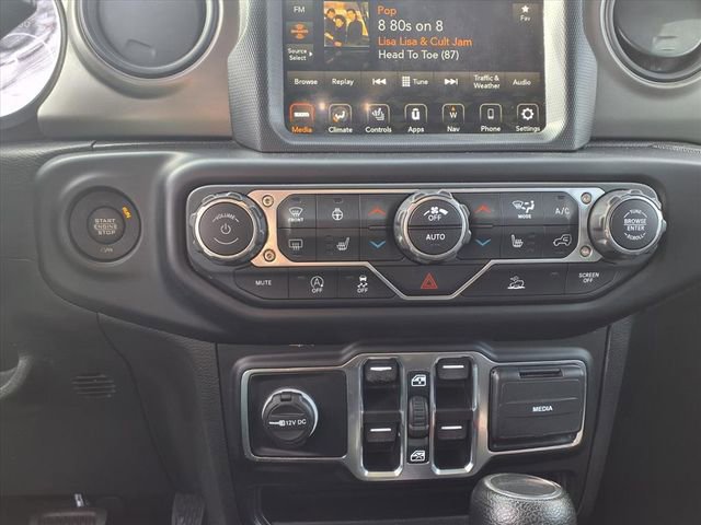 Used 2022 Jeep Gladiator Willys image 23