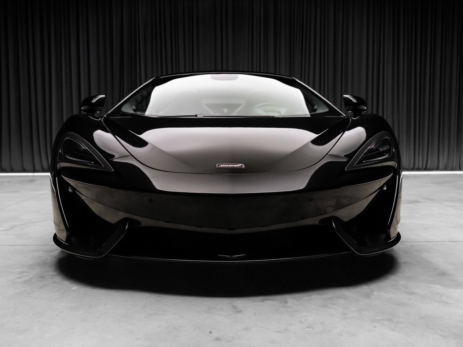 Used 2019 McLaren 570S Spider RWD image 19