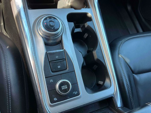 Used 2023 Ford Explorer XLT w/ Equipment Group 202A AWD/4WD image 36
