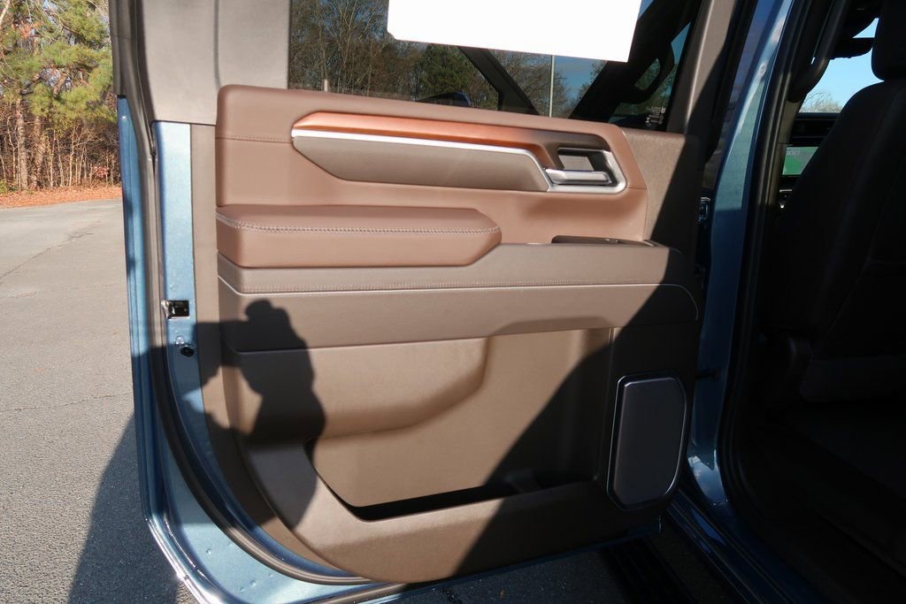 New 2026 GMC Sierra 2500 Denali w/ Denali Reserve Package image 25