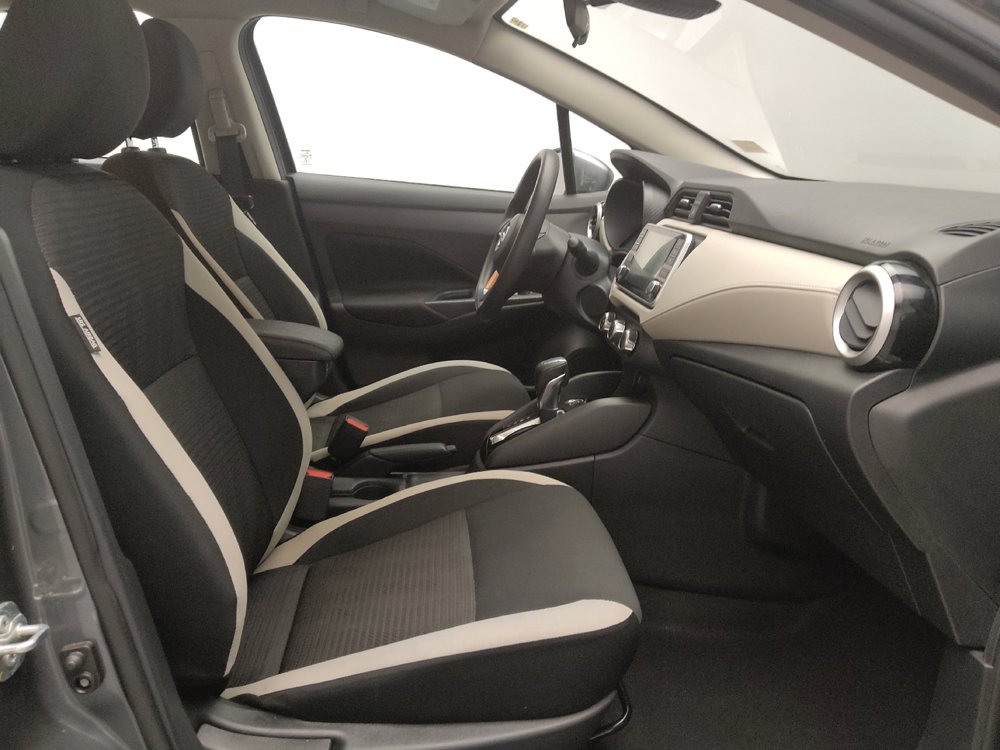 Used 2021 Nissan Versa SV image 21