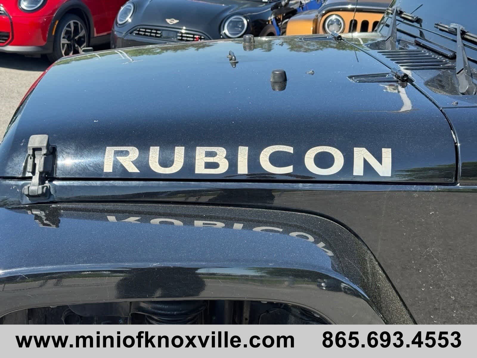 Used 2015 Jeep Wrangler Unlimited Rubicon w/ Dual Top Group AWD/4WD image 10
