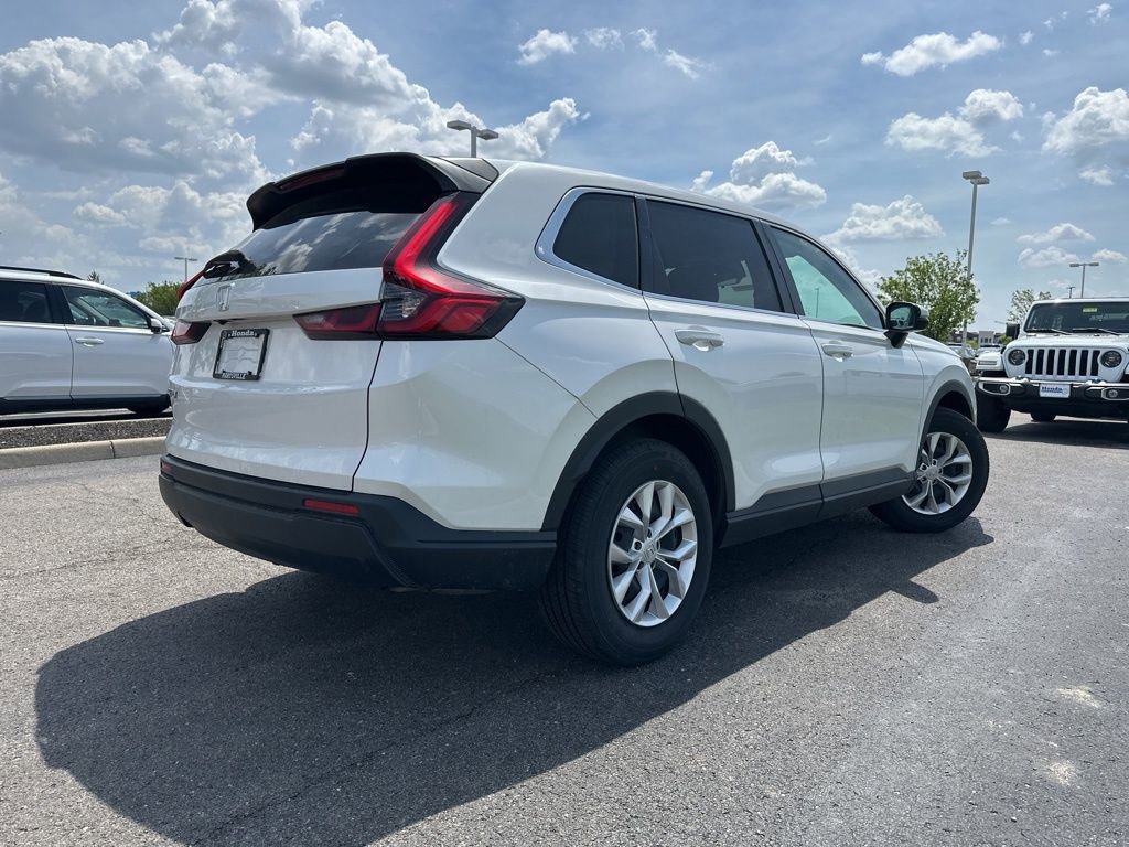 Used 2025 Honda CR-V LX image 10