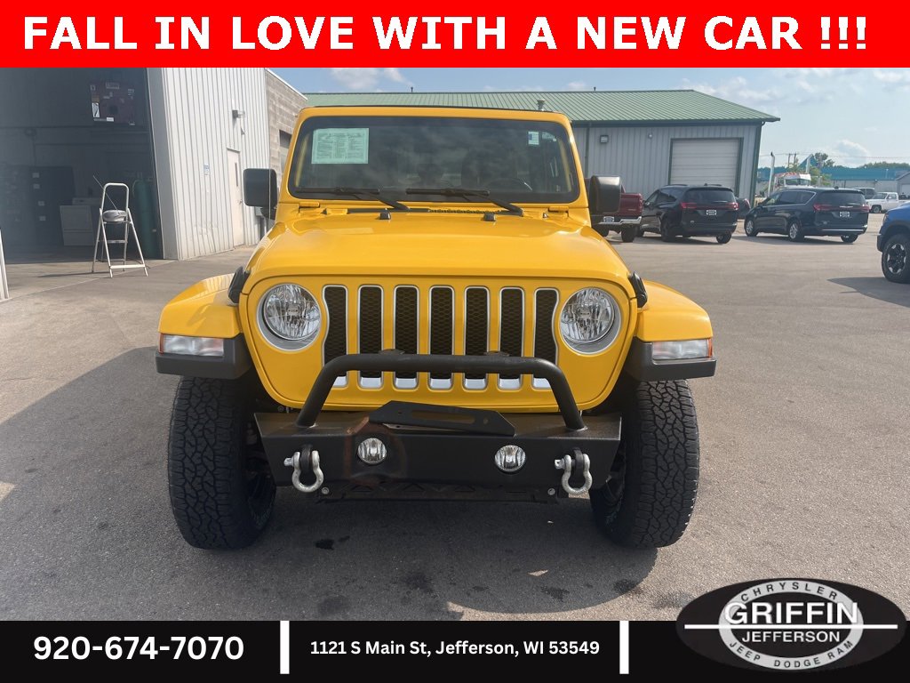 Used 2019 Jeep Wrangler Unlimited Sahara image 7