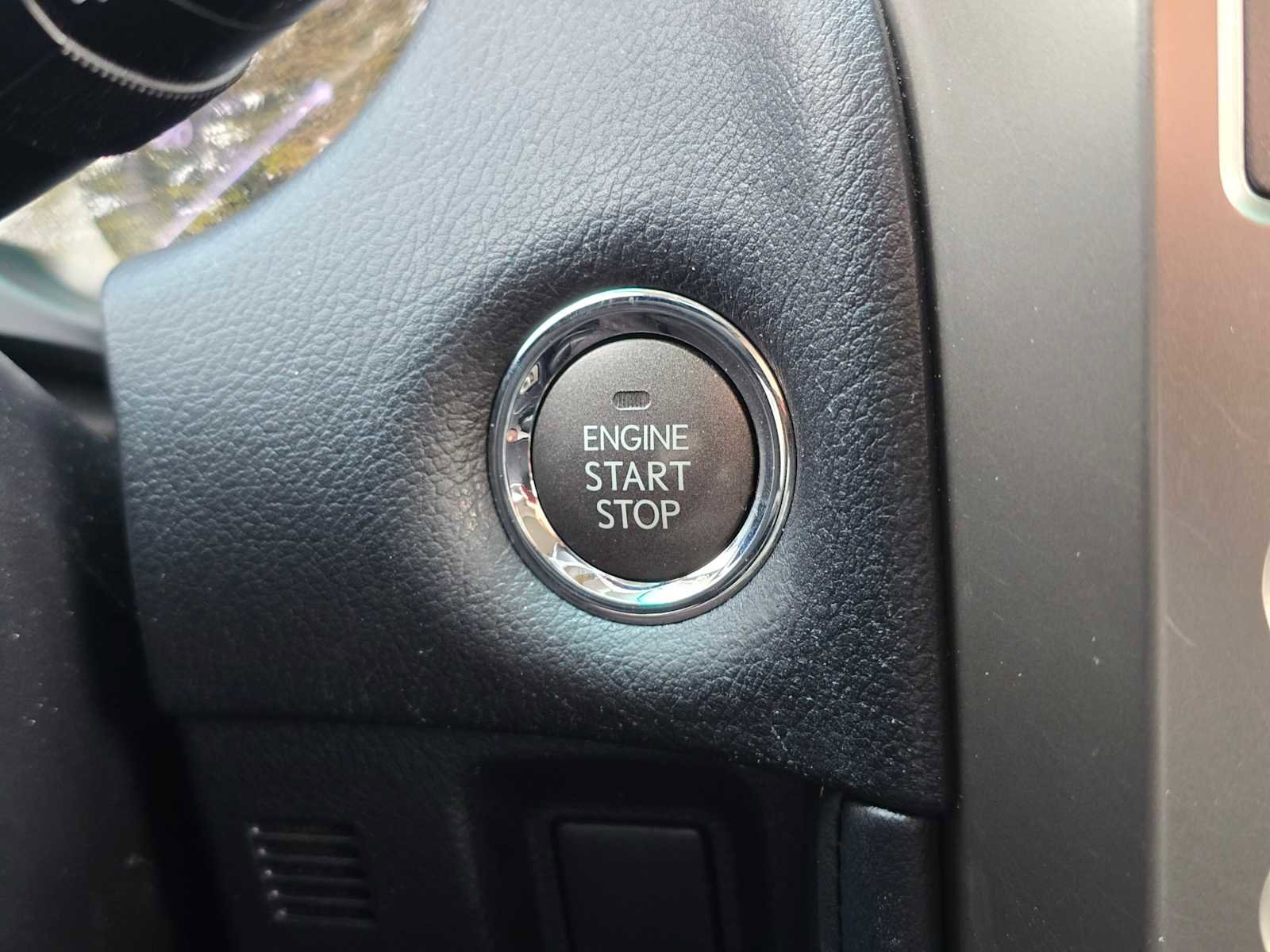 Used 2015 Lexus GX 460 w/ Premium Package AWD/4WD image 29