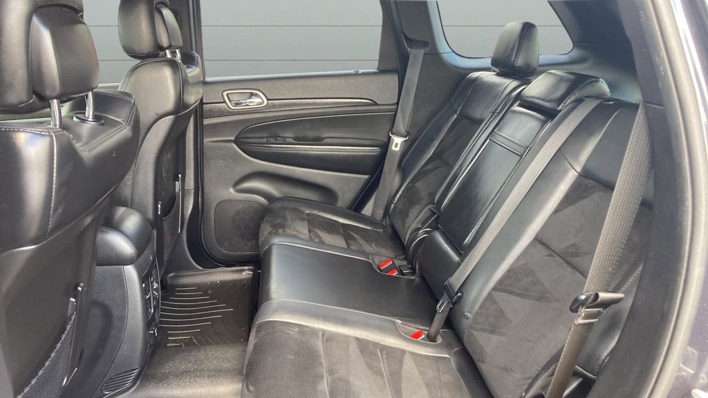 Used 2015 Jeep Grand Cherokee Altitude AWD/4WD image 18