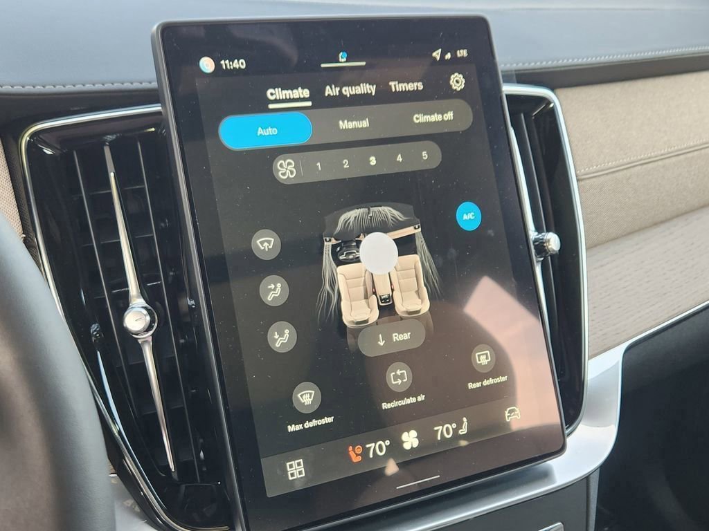 New 2026 Volvo XC90 B6 Ultra w/ Lounge Package image 15