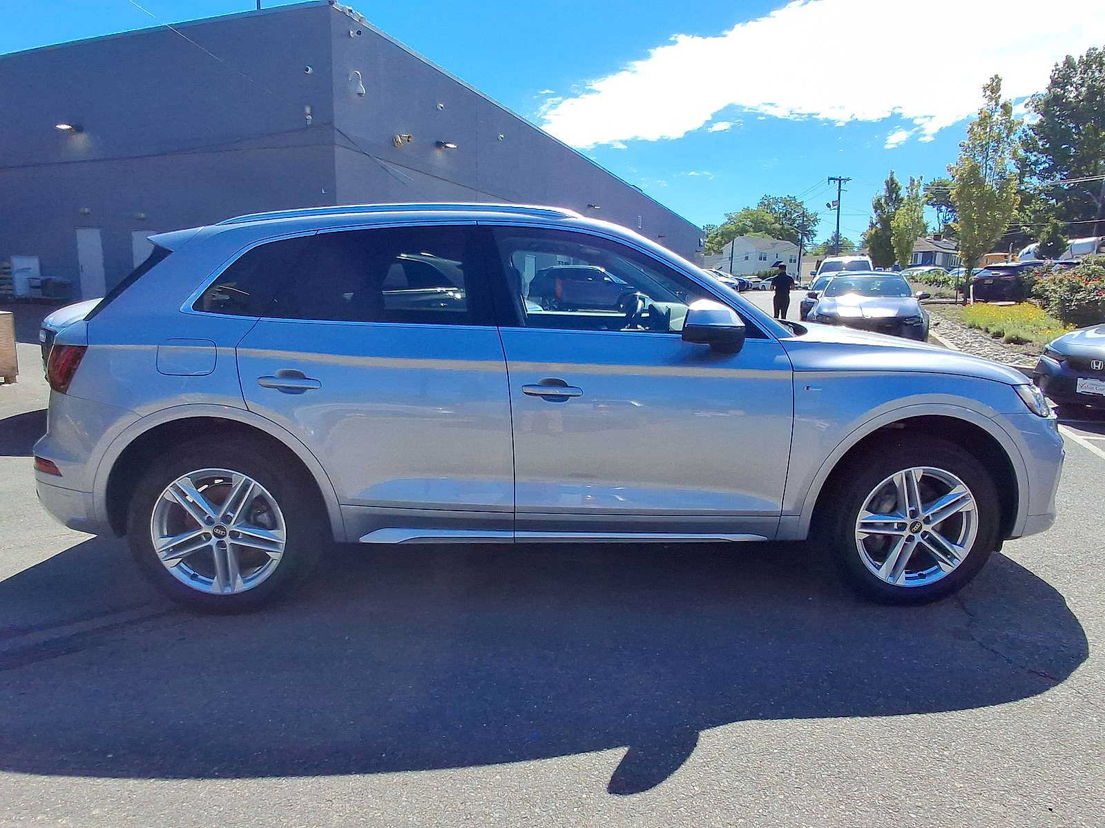 Certified 2023 Audi Q5 e Premium w/ Convenience Package AWD/4WD image 31