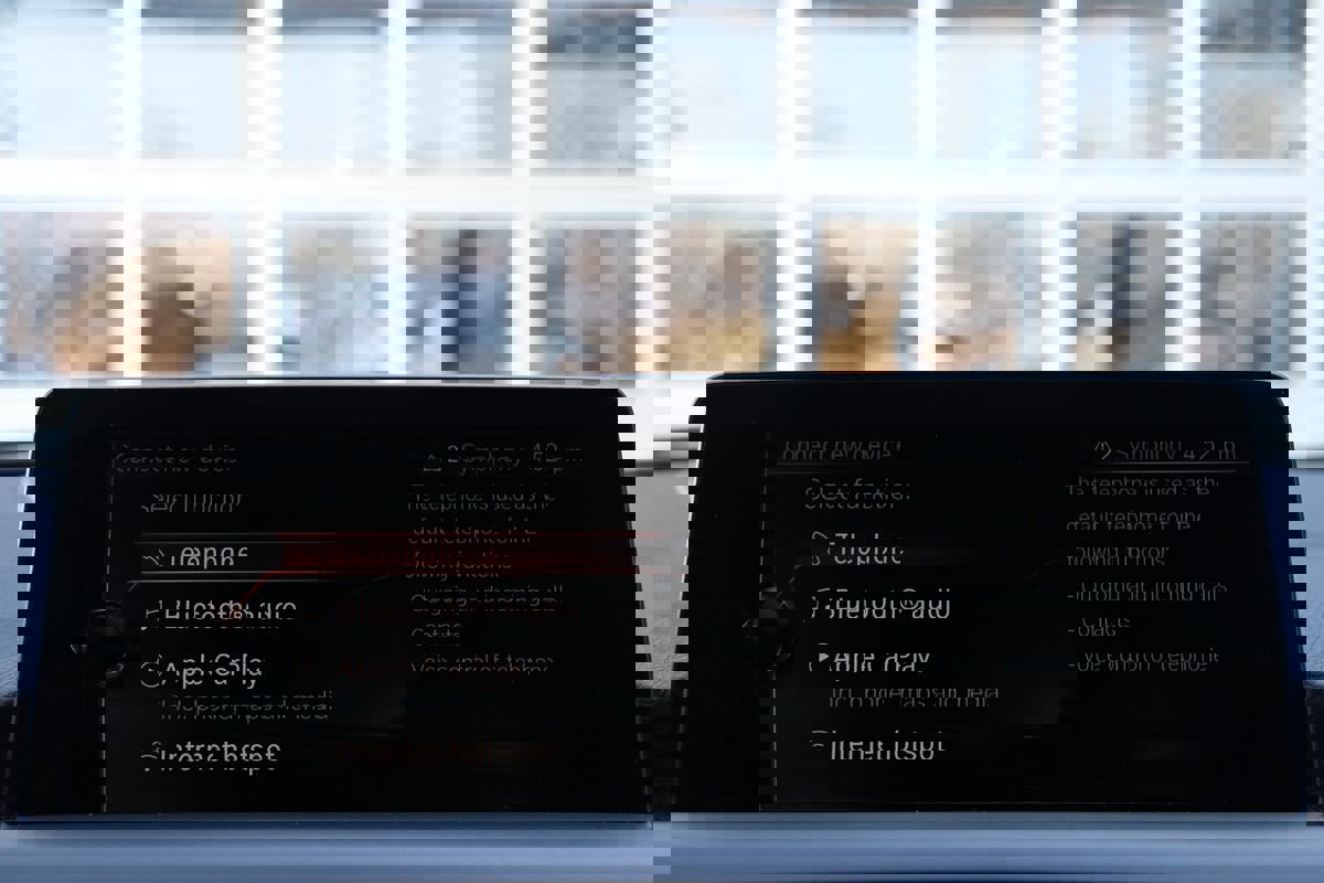 Used 2017 BMW M2 image 51