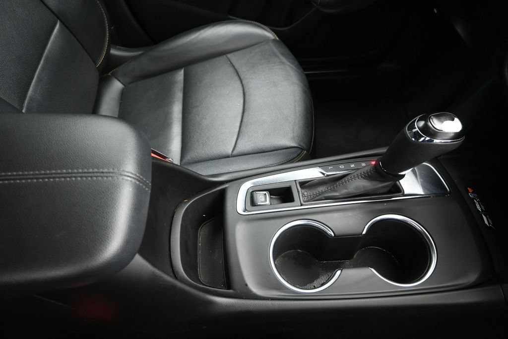 Used 2021 Chevrolet Equinox Premier w/ Redline Edition FWD image 27