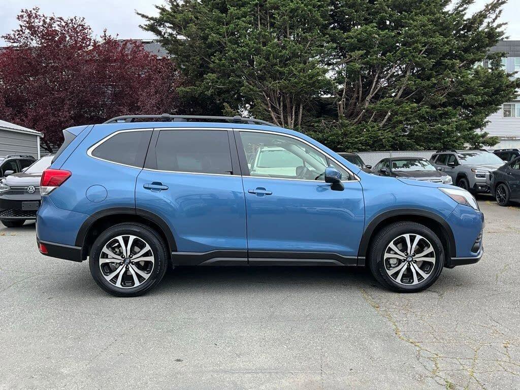 Certified 2023 Subaru Forester Limited AWD/4WD image 10