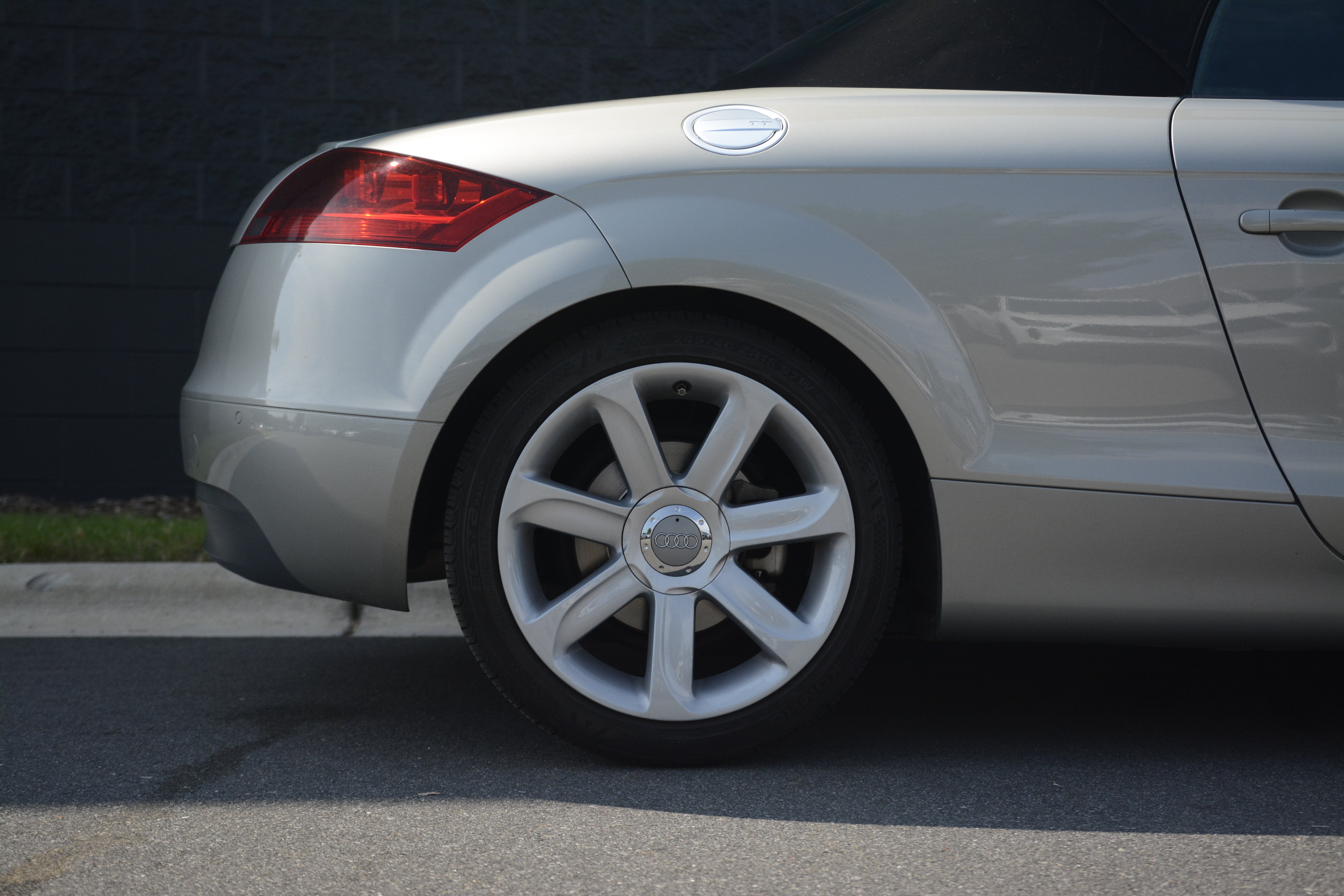Used 2008 Audi TT 2.0T FWD image 31