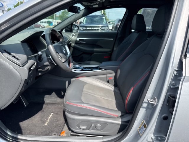 Used 2023 Hyundai Sonata SEL Plus FWD image 9
