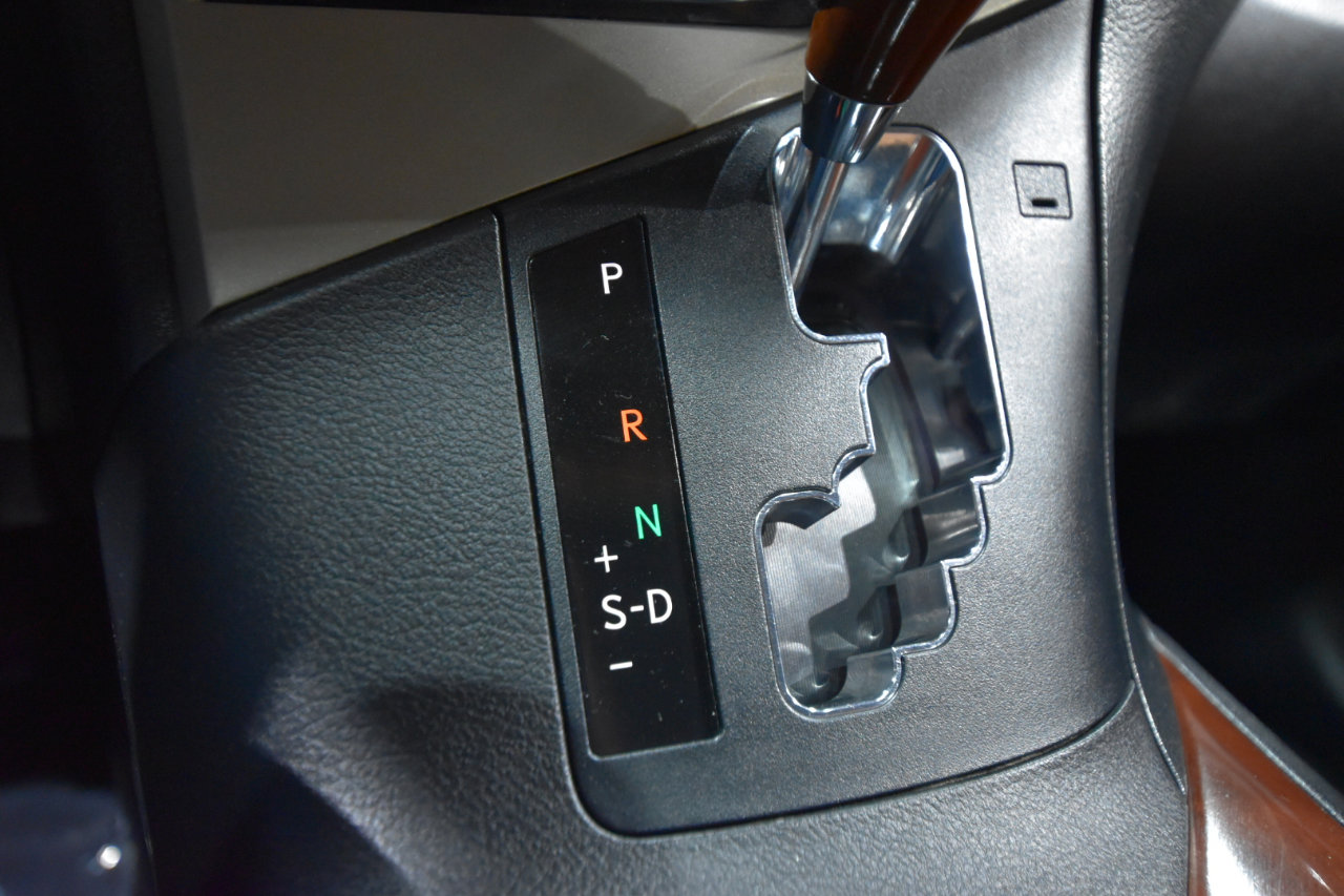 Used 2013 Lexus RX 450h AWD image 32