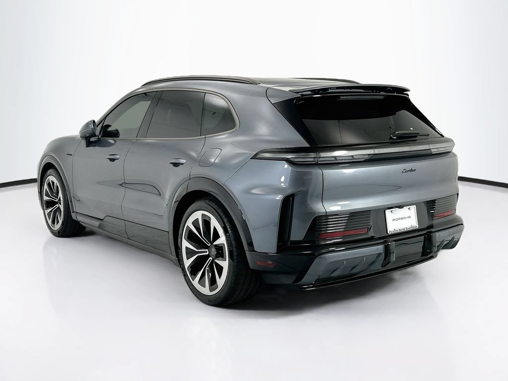 New 2026 Porsche Cayenne Turbo AWD/4WD image 3