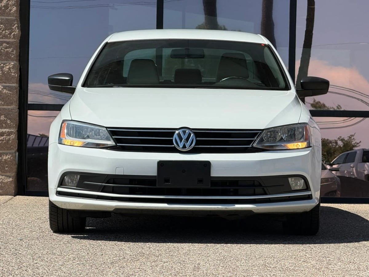 Used 2016 Volkswagen Jetta Sport FWD image 20