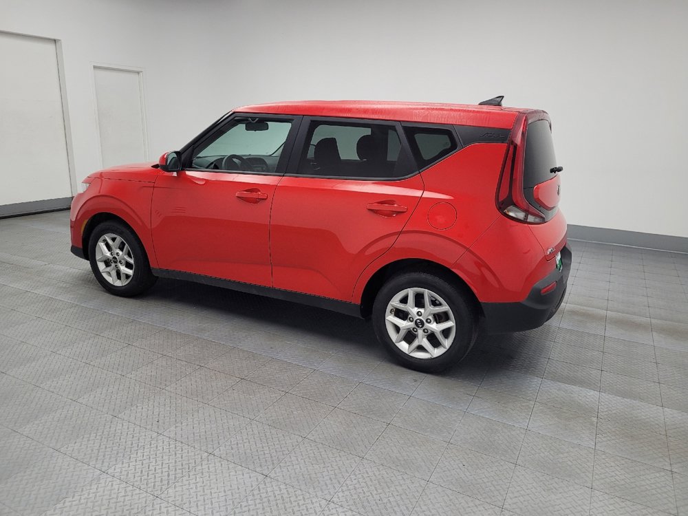 Used 2020 Kia Soul S FWD image 3
