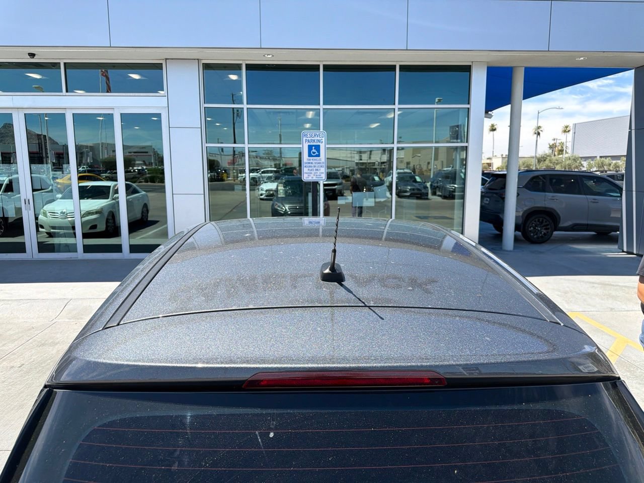 Used 2018 Ford C-MAX Titanium w/ Equipment Group 301A FWD image 9