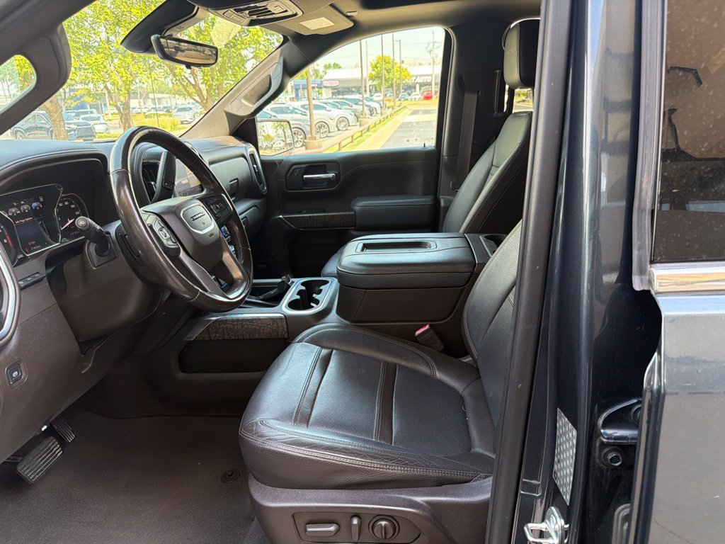 Used 2019 GMC Sierra 1500 Denali w/ Denali Ultimate Package AWD/4WD image 9