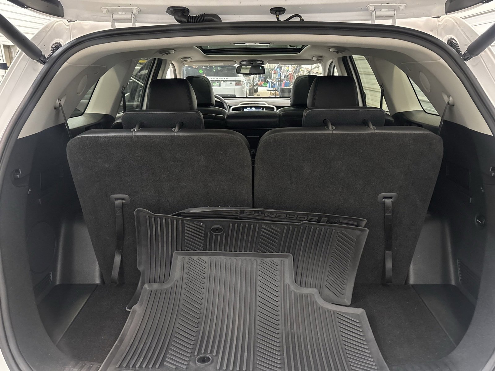 Used 2020 Kia Sorento SX image 38