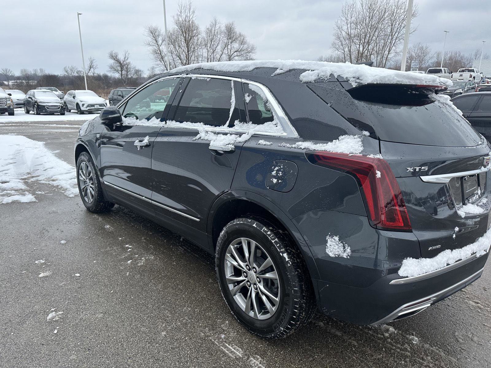 Used 2023 Cadillac XT5 Premium Luxury image 6