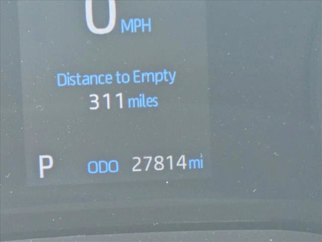Used 2024 Toyota Sienna XSE FWD image 10