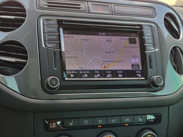 Used 2017 Volkswagen Tiguan Sport image 28